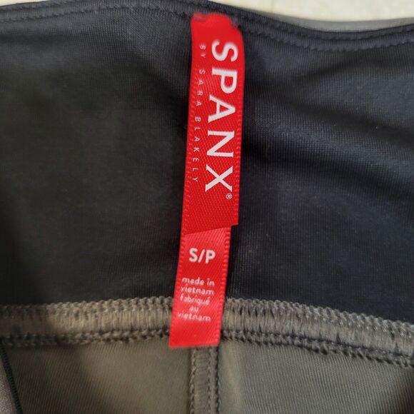 Spanx Faux Leather Moto Leggings Womens Small Gray Sexy City Coastal Compression - Picture 5 of 9
